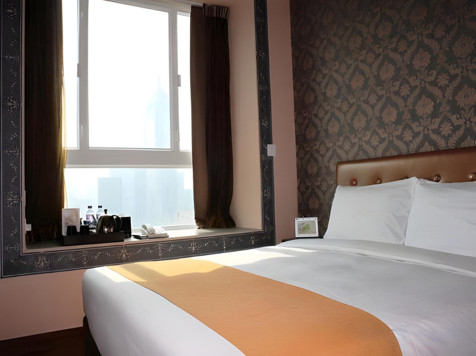 Bedroom 13