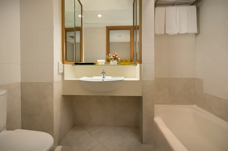 Bathroom 6