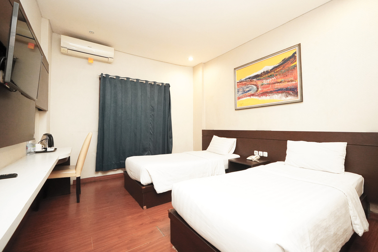 Bedroom 8