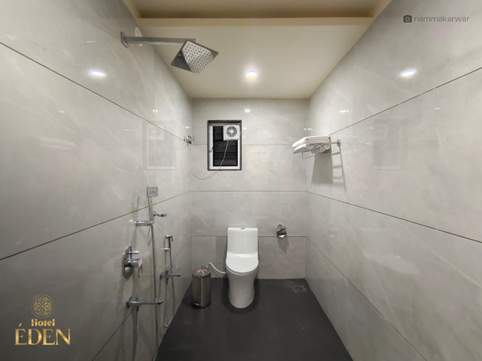 Bathroom 3, Hotel Eden, Uttara Kannada