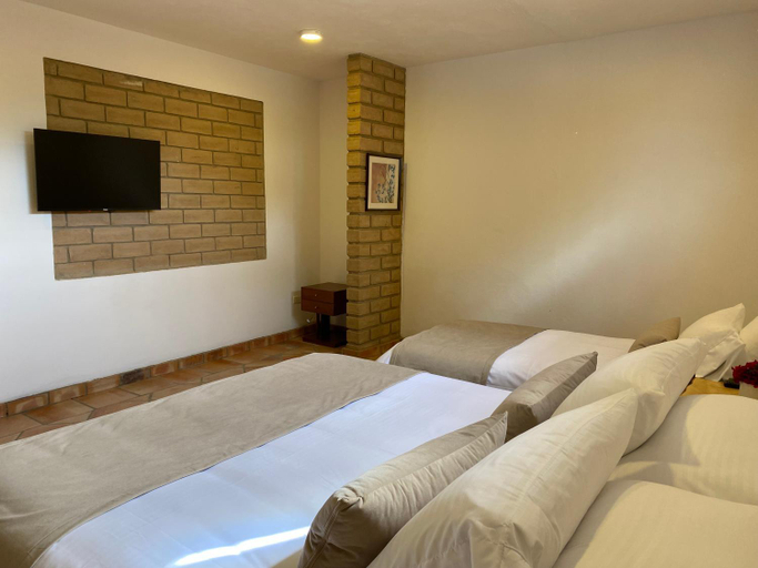 Others 5, Hotel Alandalus, Villa de Leyva