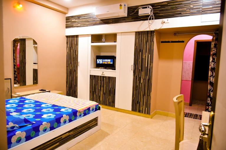 Others 3, VS Lodge, Cuddalore