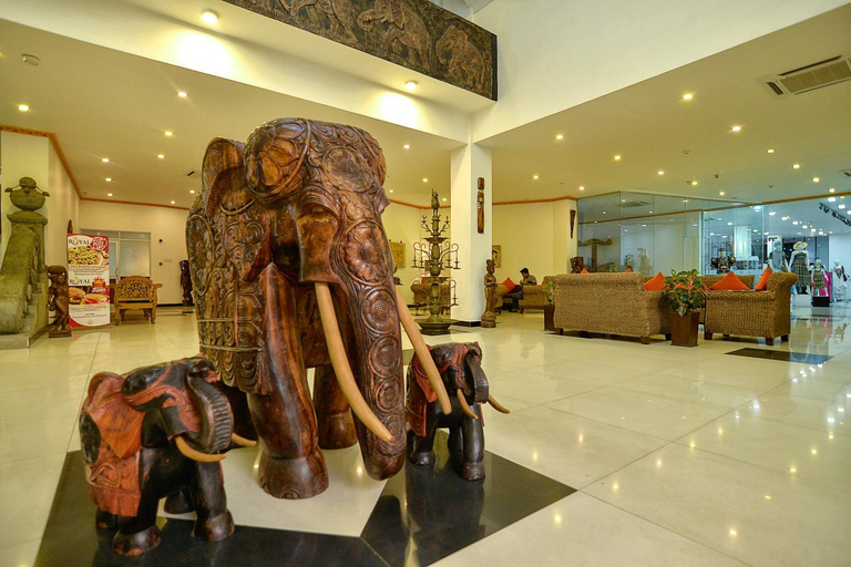 Public Area, Royal Kandyan, K.F.G. & G. Korale