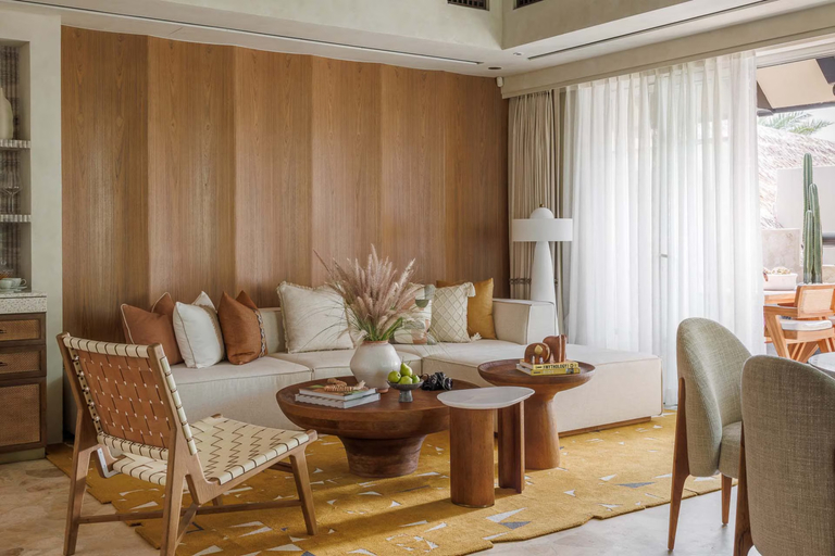 Dining Room 9