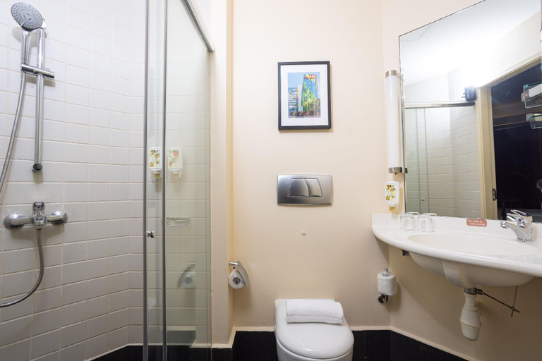 Bathroom 3