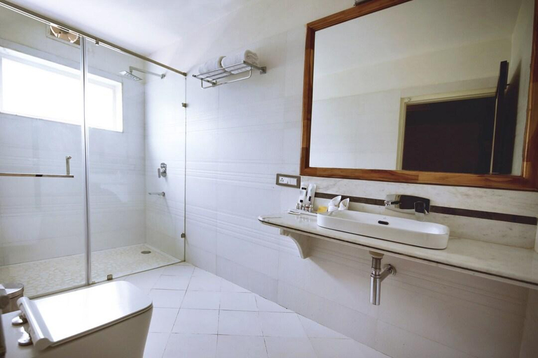 Bathroom 5, Tiger Kingdom, Ranthambore- A Club Mahindra Associate, Sawai Madhopur