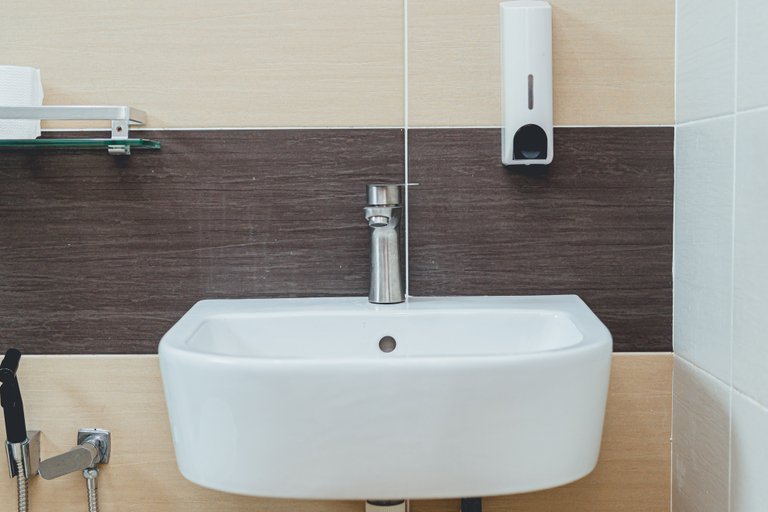 Bathroom 4, D'Fun Desaru 16-20pax Private pool / BBQ / KTV, Kota Tinggi