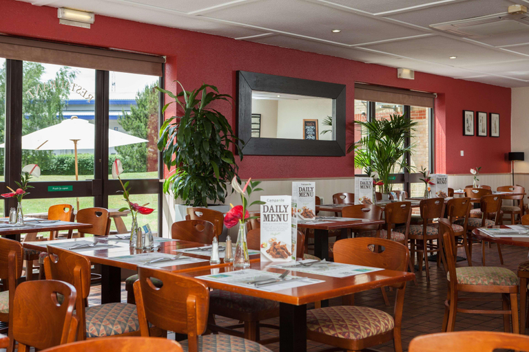 Food & Drinks 5, Campanile Dartford, Kent