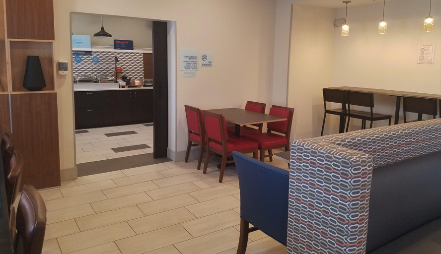 Public Area 3, Holiday Inn Express IRWIN (PA TPK EXIT 67) by IHG, Westmoreland