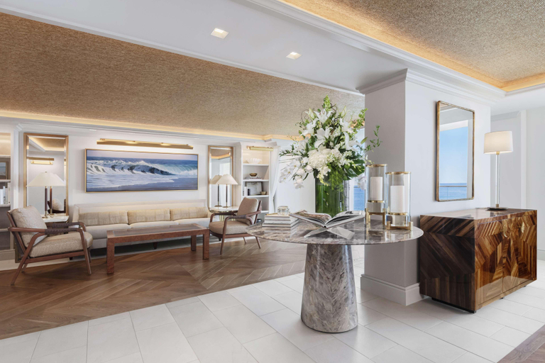 Public Area 4, Surf and Sand Resort, Orange