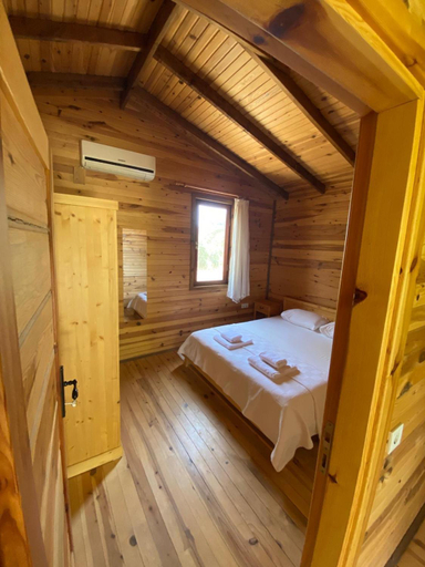 Others 3, Suzi'nin Bahcesi Bungalov Evler, Datça