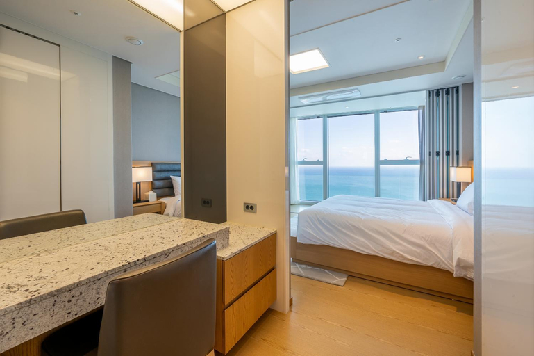 Bedroom 4, LCT Residence Y collection, Haeundae