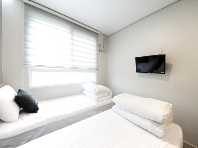 Bedroom 26