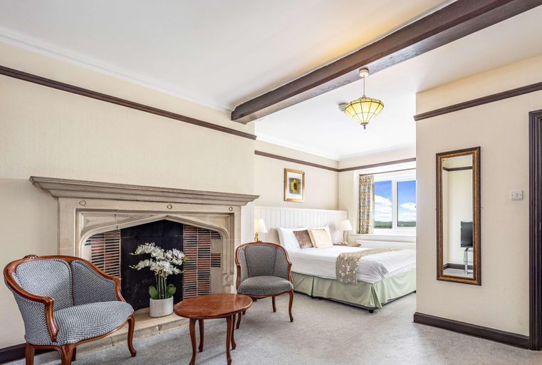 Bedroom 3, Webbington Hotel & Spa, North Somerset
