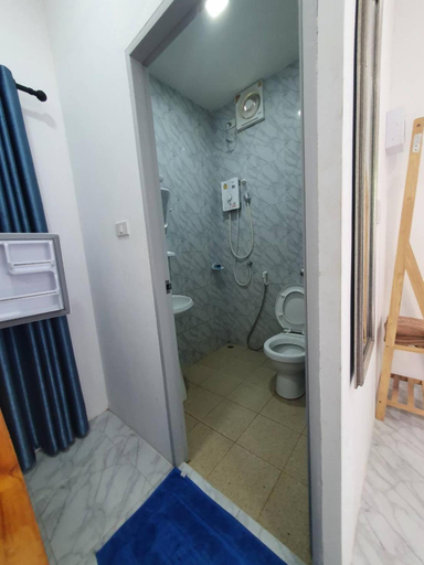Bathroom 3, Baansuan Thanisorn & Rolf, K. Khao Chamao