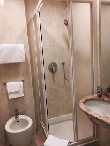 Bathroom 5, Astoria Sure Hotel Collection by Best Western, Milano