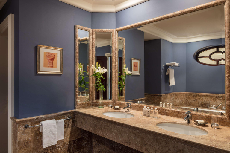 Bathroom 5, Anantara Villa Padierna Palace Benahavis Marbella, Málaga