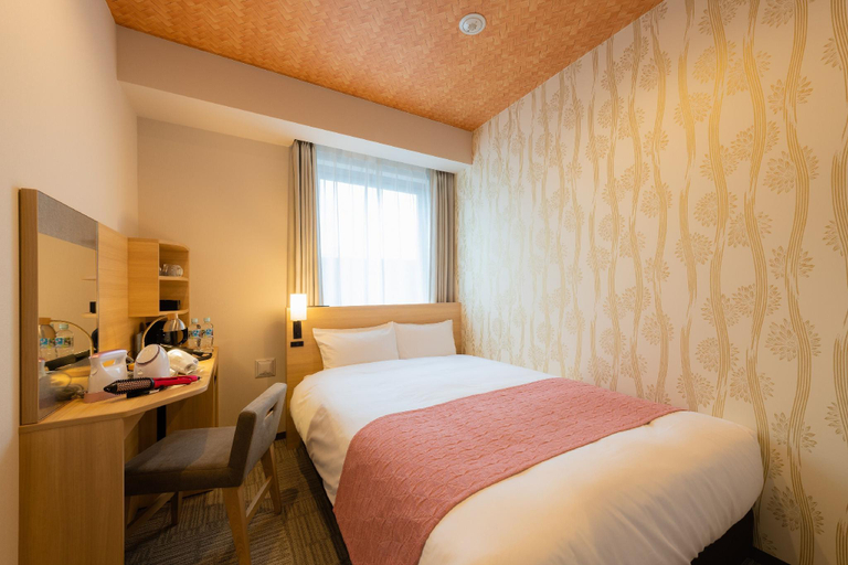 Bedroom 27