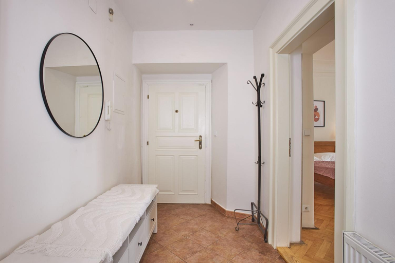 Bedroom 2, Charles Bridge Apartments, Praha 1