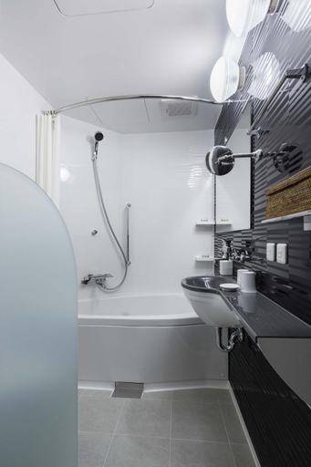 Bathroom 4