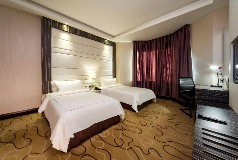 Bedroom 6