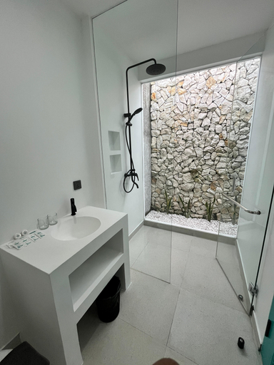 Bathroom 5, Idea's Villa Pangandaran, Pangandaran