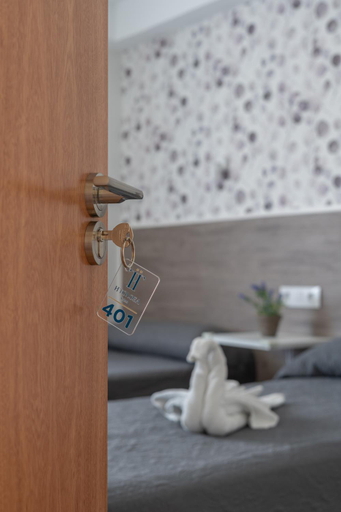 Others 4, Hotel Tolosa, Tarragona