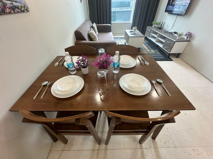 Dining Room 17