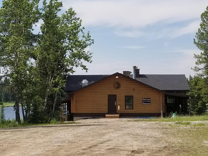 Exterior & Views 2, Schott’s Lake Conference & Resort, Division No. 6