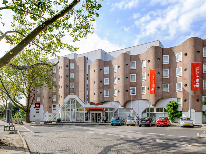 Exterior & Views 2, ibis Heidelberg Hauptbahnhof, Heidelberg