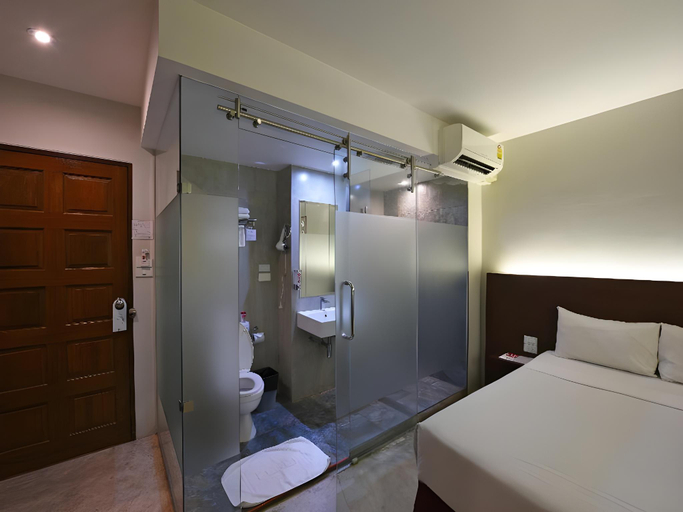 Bedroom 16
