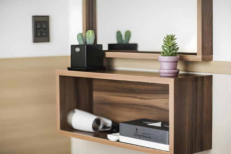 Amenities 25