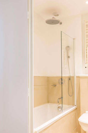 Bathroom 4, Hotel le Friedland, Paris