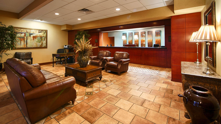 Public Area, Best Western Plus Sandusky Hotel & Suites, Erie