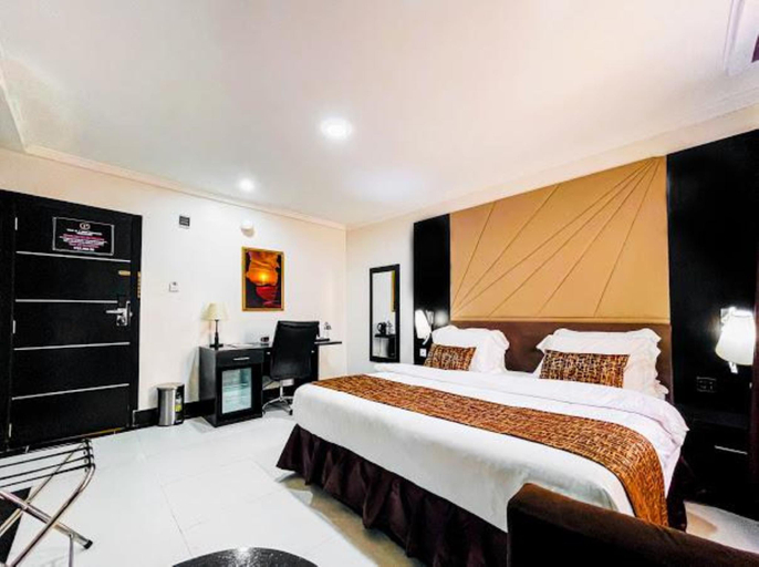 Others 4, Pasadena Suites Lekki, Eti-Osa