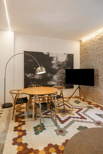 Others 3, Apartamentos Maestro Sosa, Valencia