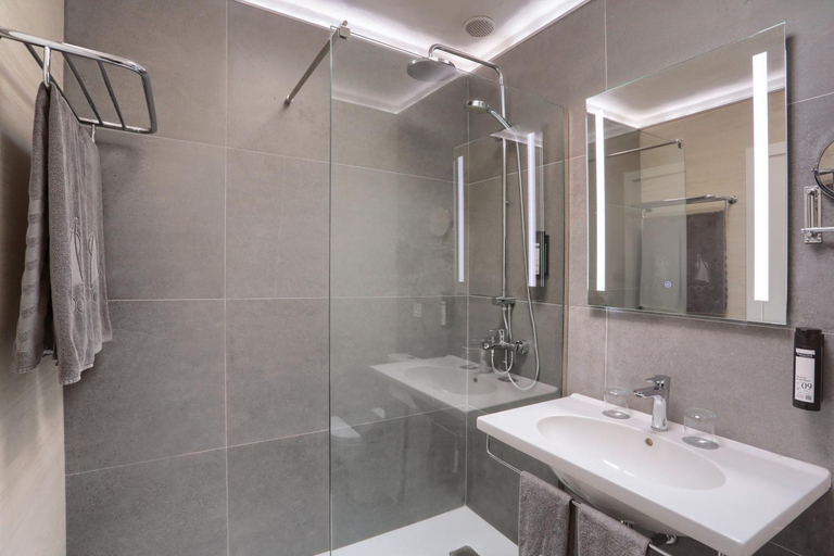 Bathroom 4, Apartamentos Garden & Sea Boutique Lodging by LIVVO, Las Palmas