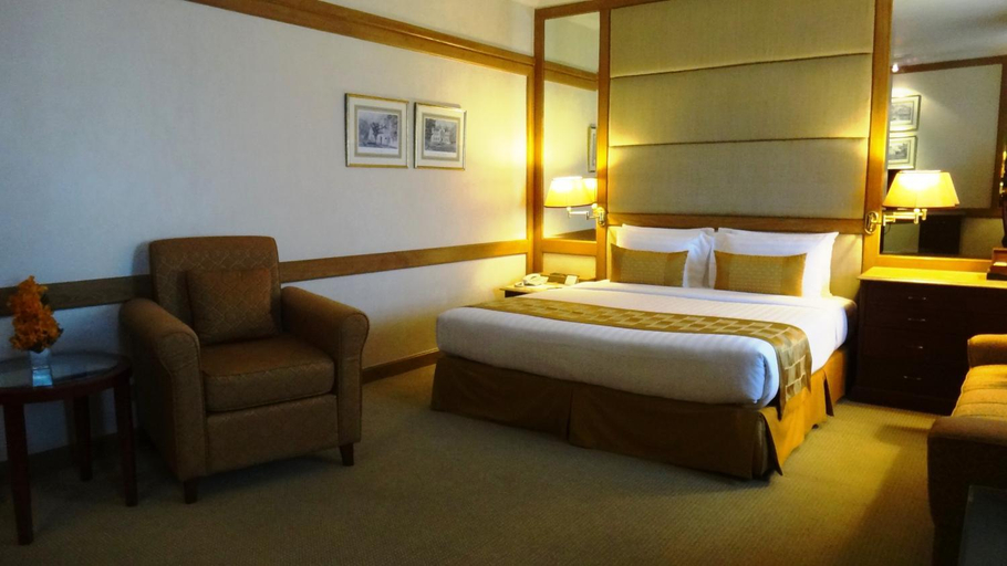 Bedroom 12