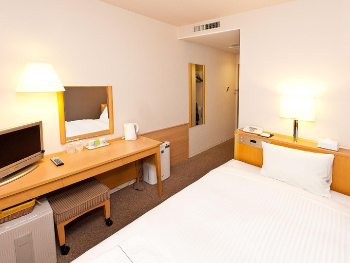 Bedroom 28
