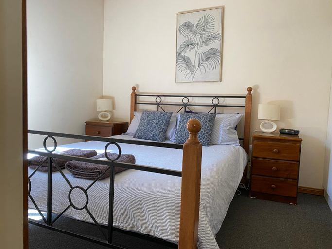 Bedroom, Spear Creek Holiday Park, Mount Remarkable (DC)