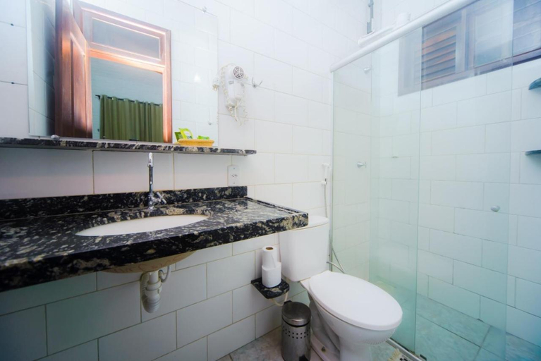 Bathroom 4
