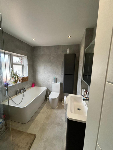 Others 4, Luxurious Shared Home - Self Check-In, Free Street Parking, Hertfordshire