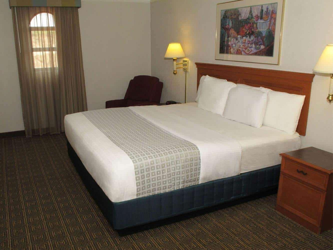 Bedroom 3, Super 8 by Wyndham Austin South / I-35, Travis