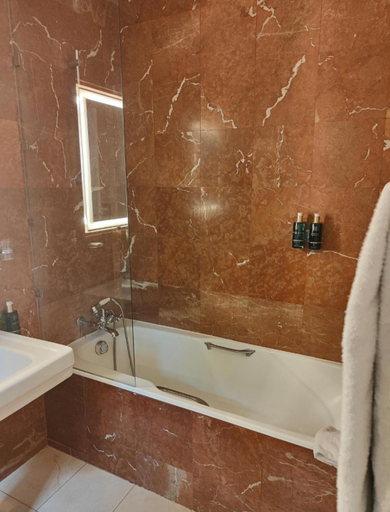 Bathroom 5, Hotel Chantaco Golf & Wellness, Pyrénées-Atlantiques