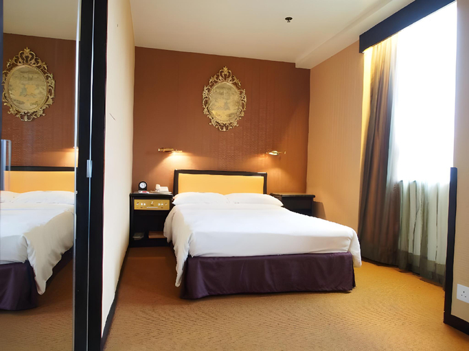 Bedroom 8