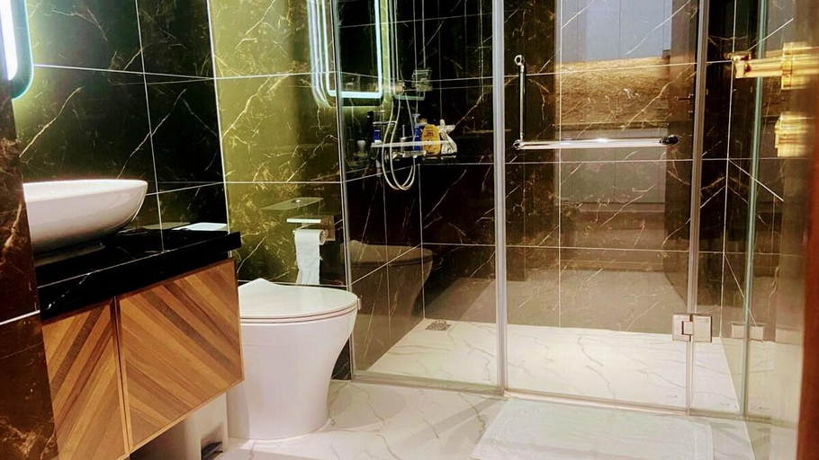 Bathroom 4, Séjour de luxe à Hải Phòng, Hải An