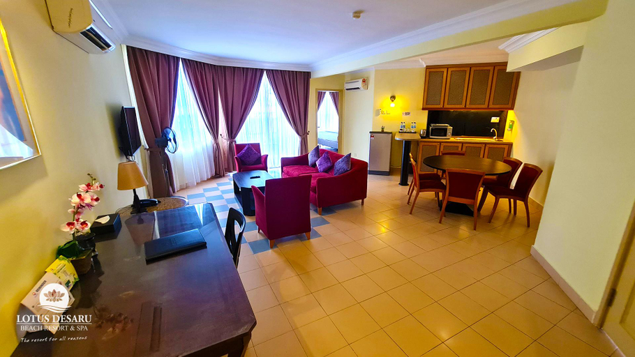 Dining Room 24