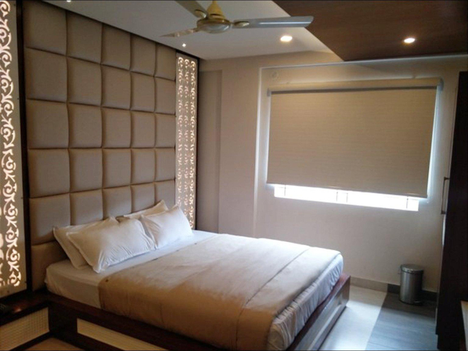 Others 4, PPH Living Empark, Bangalore