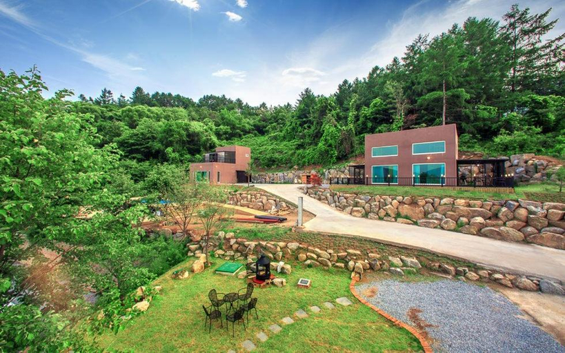 Others 5, Kapyeong Lev Pension, Gapyeong