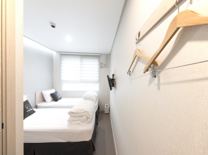 Bedroom 9